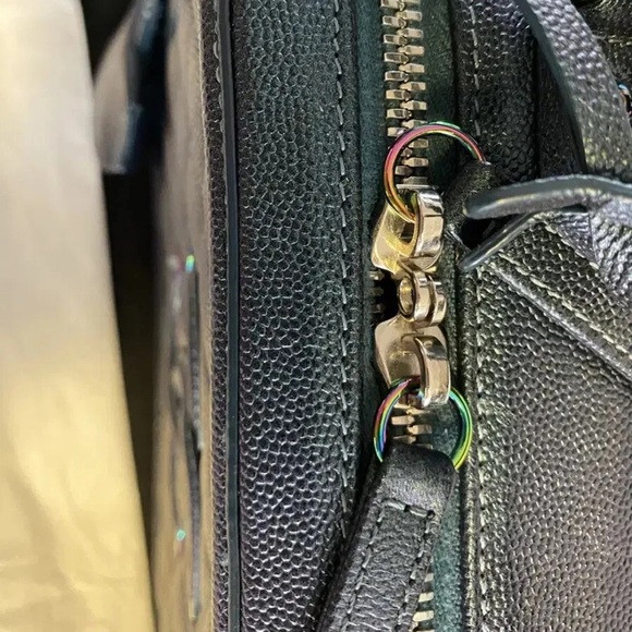 Iridescent Caviar Quilted Medium CC Filigree Vanity Case Dark Turquoise - Picture 8 of 15